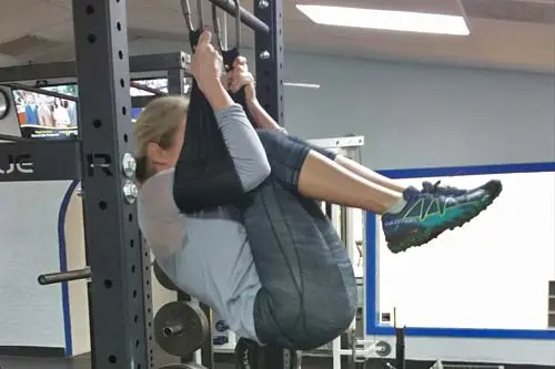 Weight loss training, client doing ab workout at the gym in Ruskin, FL.